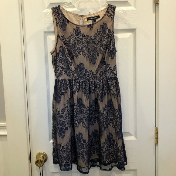 Forever 21 Dresses & Skirts - Lace Mini Dress
